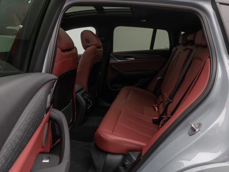 BMW X4 Xd 30i  M sport/ Toit panoramique / Harman Kardon / Attelage / M Sport