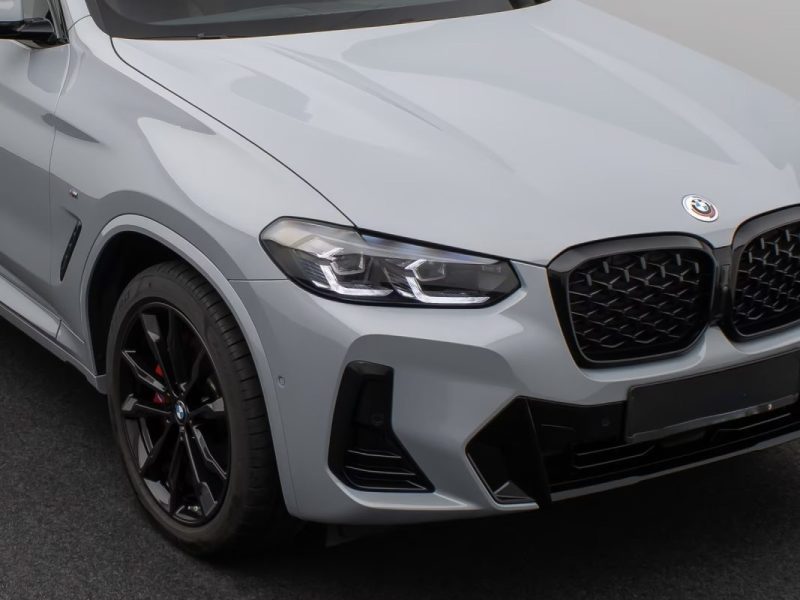 BMW X4 Xd 30i  M sport/ Toit panoramique / Harman Kardon / Attelage / M Sport