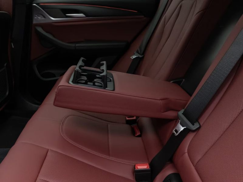 BMW X4 Xd 30i  M sport/ Toit panoramique / Harman Kardon / Attelage / M Sport