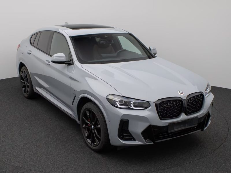 BMW X4 Xd 30i  M sport/ Toit panoramique / Harman Kardon / Attelage / M Sport