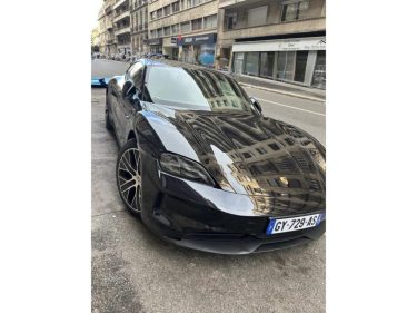 PORSCHE TAYCAN  2024 25000KMs PHASE 2 431 CV