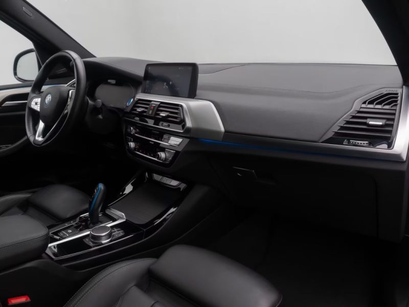 BMW X3 xDrive 30e / Adaptatif / Harman Kardon / LED Matrix / Impressive