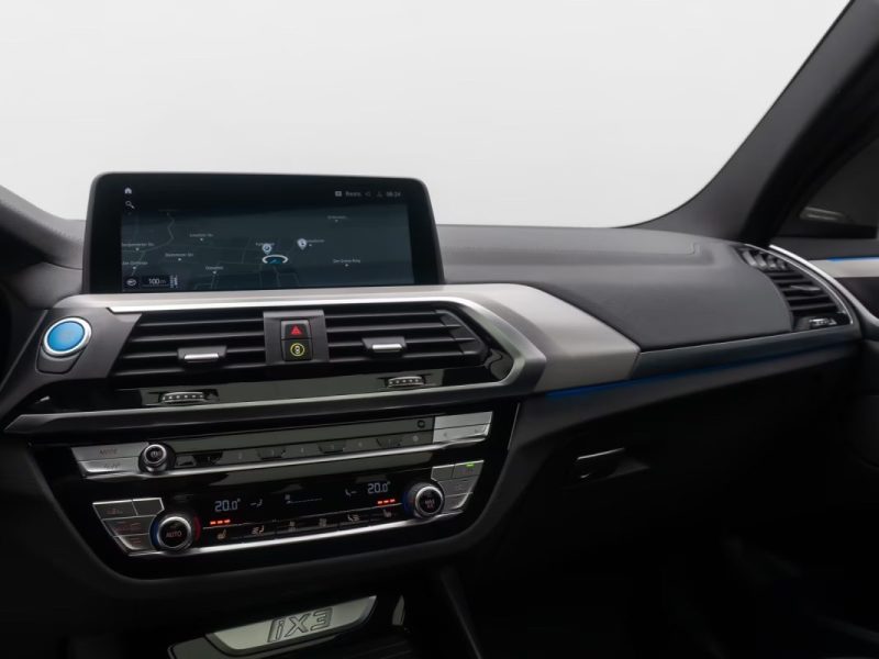 BMW X3 xDrive 30e / Adaptatif / Harman Kardon / LED Matrix / Impressive