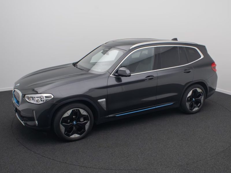 BMW X3 xDrive 30e / Adaptatif / Harman Kardon / LED Matrix / Impressive