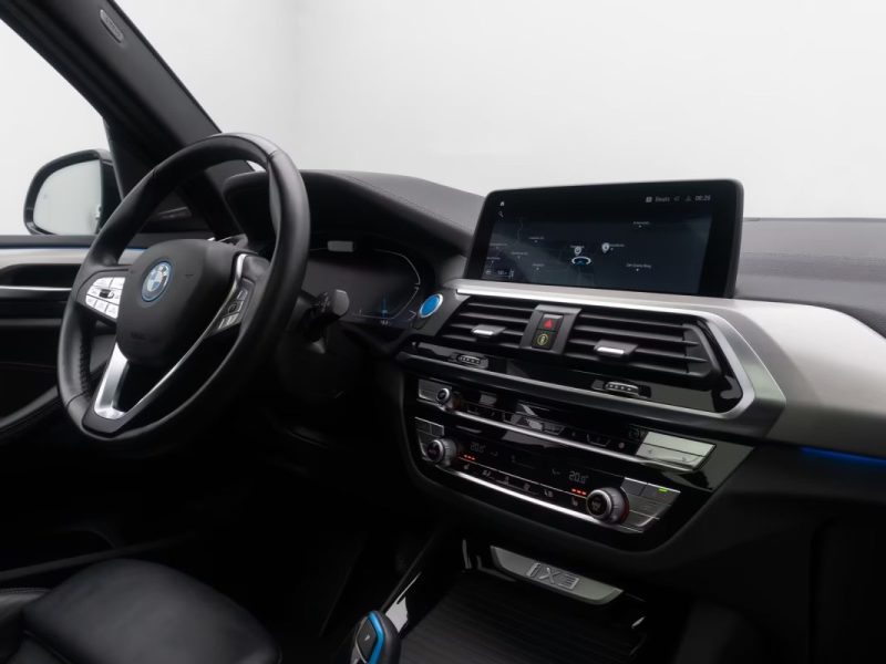 BMW X3 xDrive 30e / Adaptatif / Harman Kardon / LED Matrix / Impressive