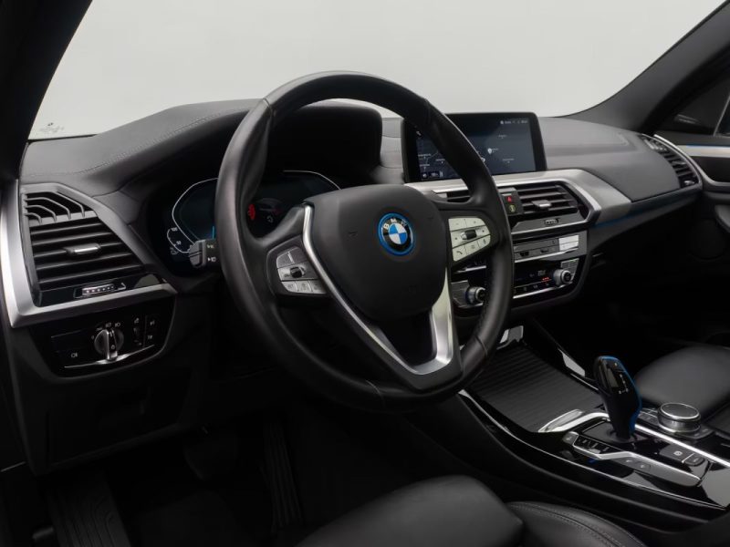 BMW X3 xDrive 30e / Adaptatif / Harman Kardon / LED Matrix / Impressive