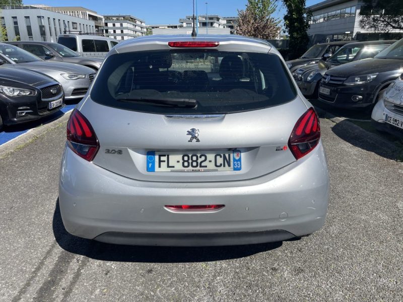 PEUGEOT 208 1.2 PURETECH 82CH ALLURE 5P