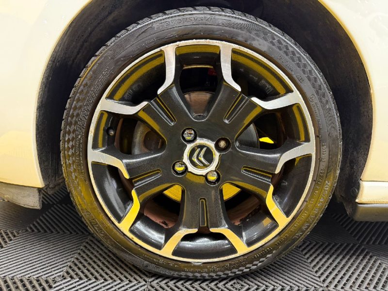CITROEN DS3 1.6 HDI 110 AIRDREAM SPORT CHIC 