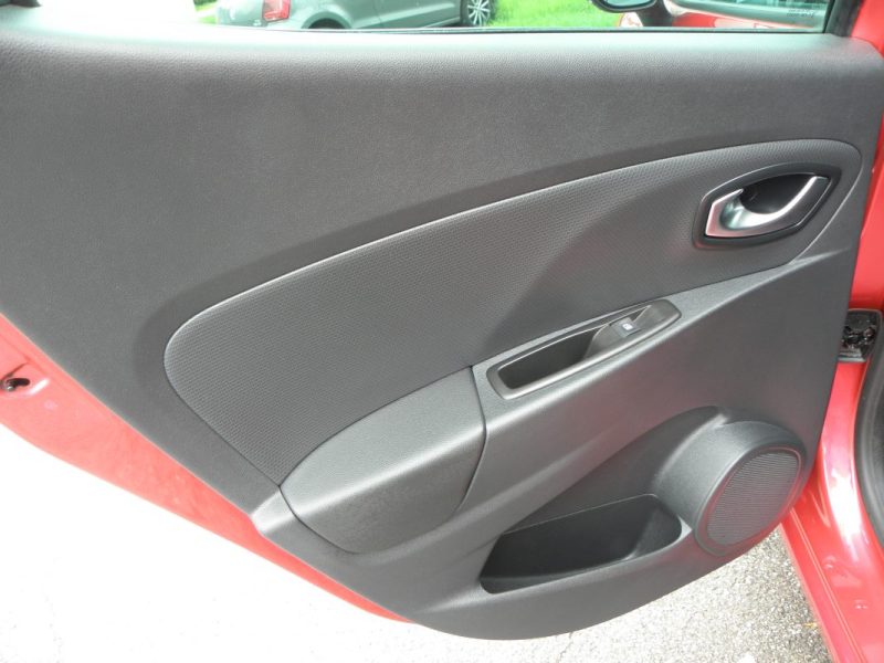 RENAULT CLIO 1.2 LIMITED 2019