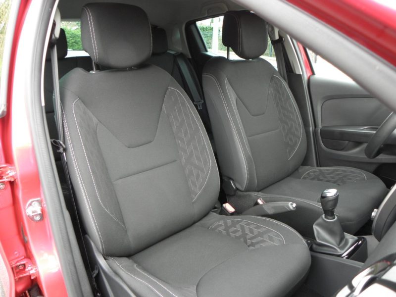 RENAULT CLIO 1.2 LIMITED 2019