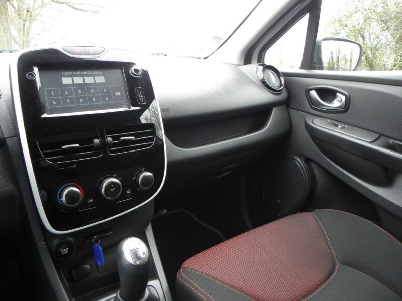 RENAULT CLIO 1.5 DCI 75 CH SOCIÉTÉ - 4 CH 2016