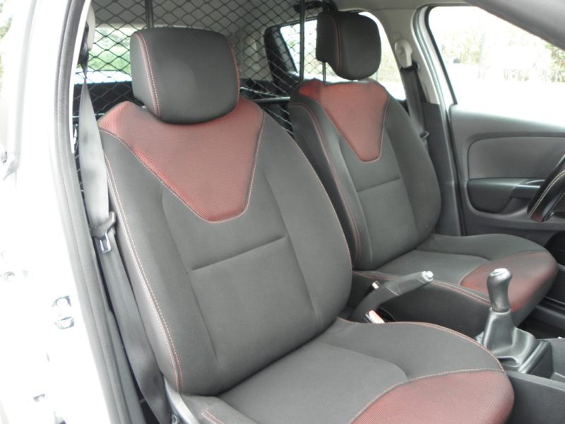 RENAULT CLIO 1.5 DCI 75 CH SOCIÉTÉ - 4 CH 2016