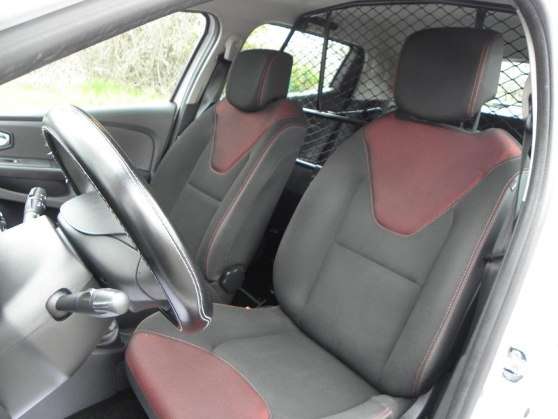 RENAULT CLIO 1.5 DCI 75 CH SOCIÉTÉ - 4 CH 2016