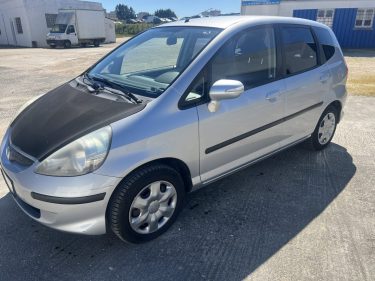 Jolie HONDA JAZZ  1.4 DSI BOITE AUTOMATIQUE
