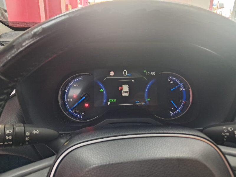 TOTOYA RAV4 SUV HYBRIDE 218cv LOUNGE TOUTES OPTIONS/1 ERE MAIN/TVA RECUPERABLE