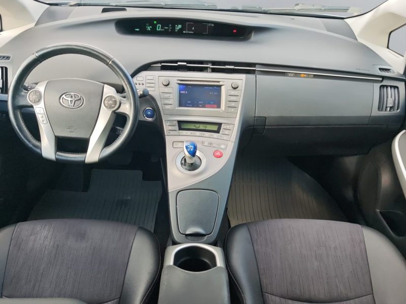 TOYOTA PRIUS III 136H DYNAMIC 17"