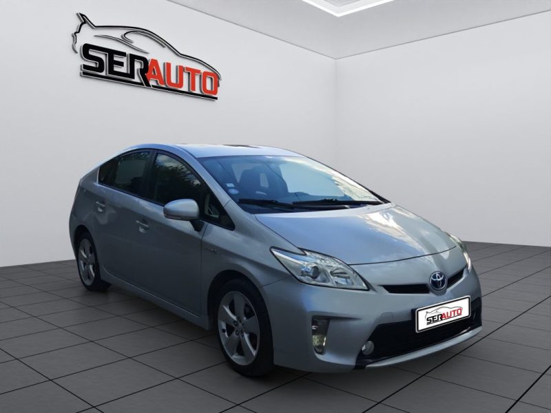 TOYOTA PRIUS III 136H DYNAMIC 17"