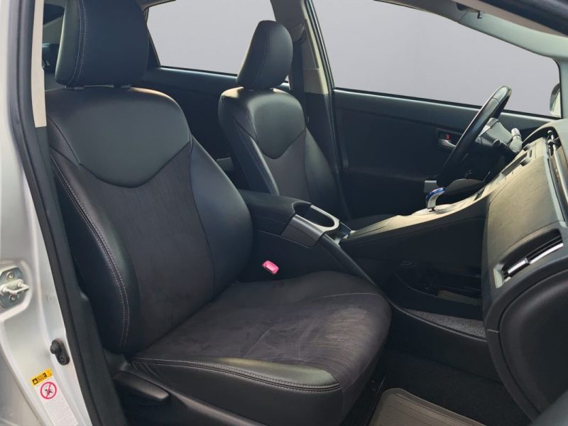 TOYOTA PRIUS III 136H DYNAMIC 17"
