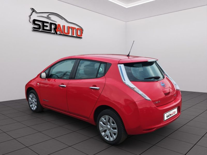 NISSAN LEAF 24KWH VISIA PACK AUTO