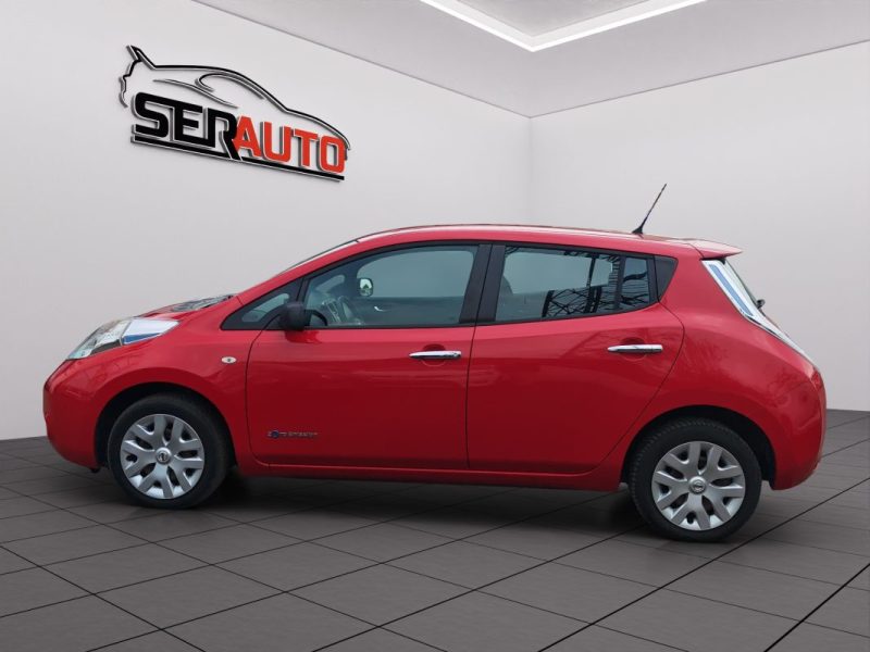 NISSAN LEAF 24KWH VISIA PACK AUTO