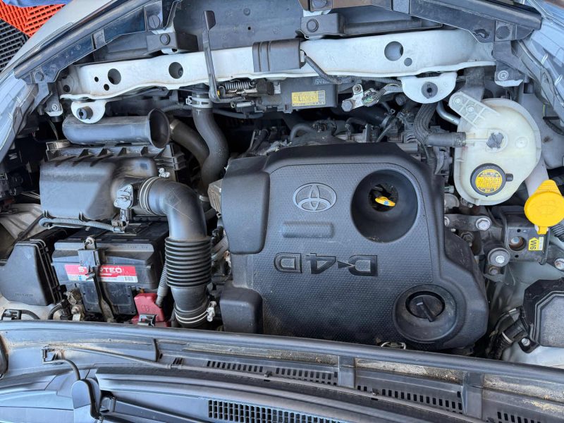 TOYOTA YARIS 90 D-4D DYNAMIC 5P 2016