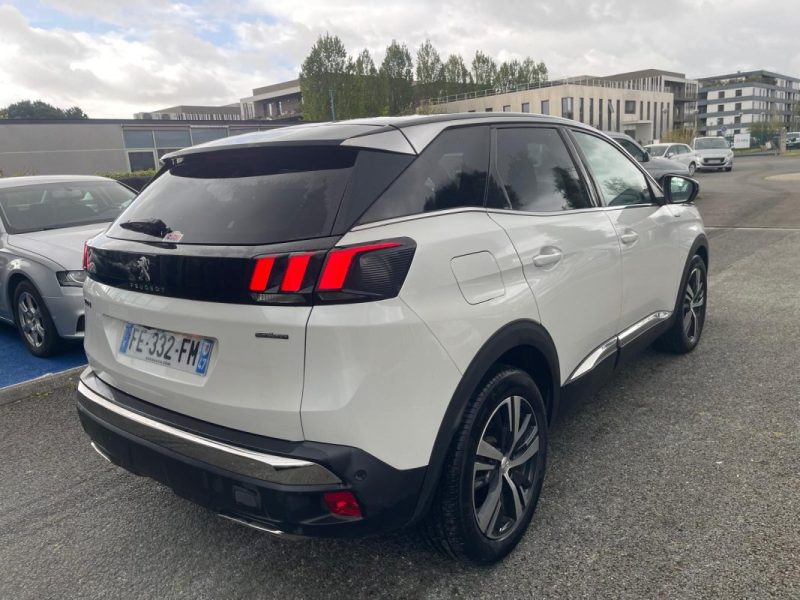 PEUGEOT 3008 II 1.2 PURETECH 130CH CROSSWAY