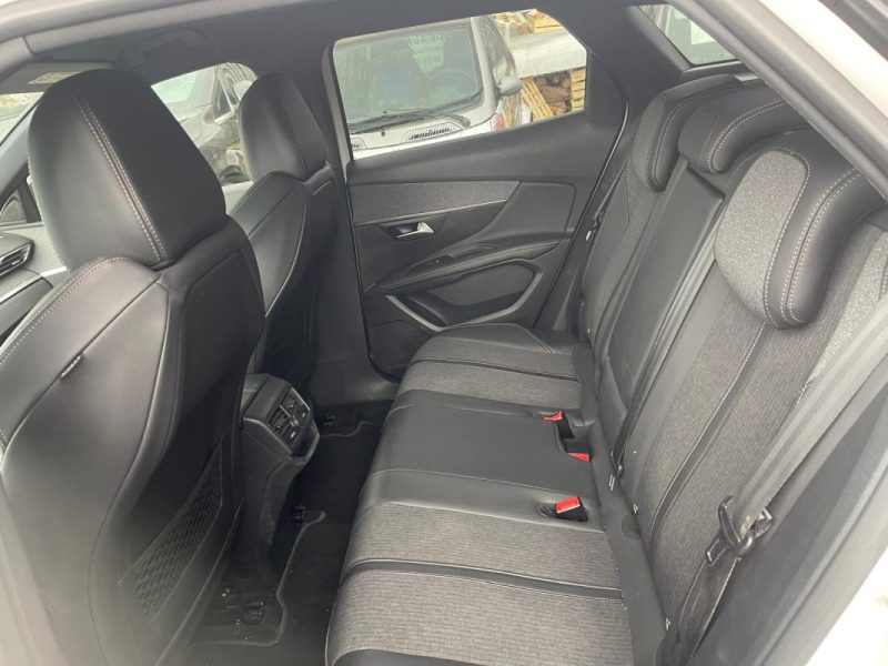 PEUGEOT 3008 II 1.2 PURETECH 130CH CROSSWAY