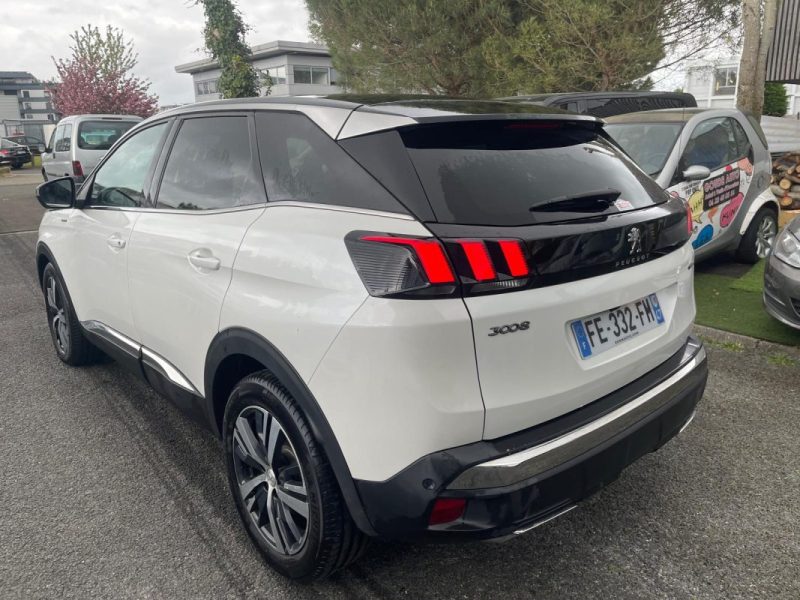 PEUGEOT 3008 II 1.2 PURETECH 130CH CROSSWAY