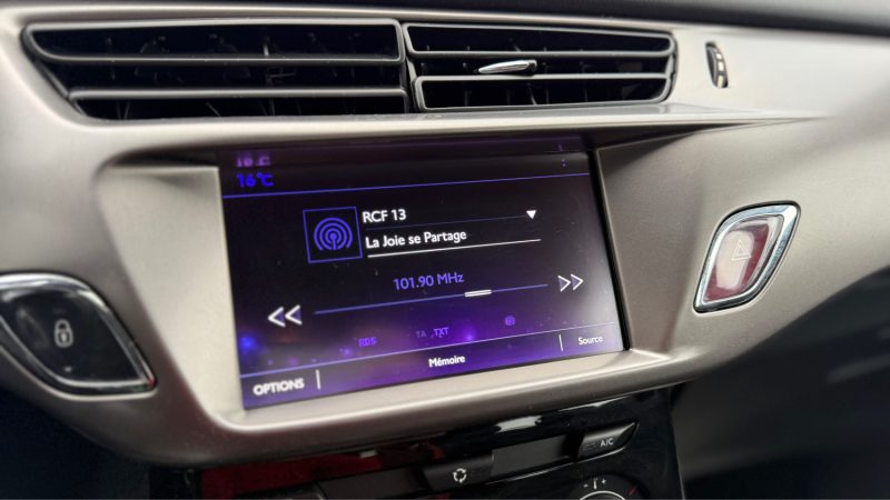 DS DS3 1.2 E THP  82CH SO CHIC 2017