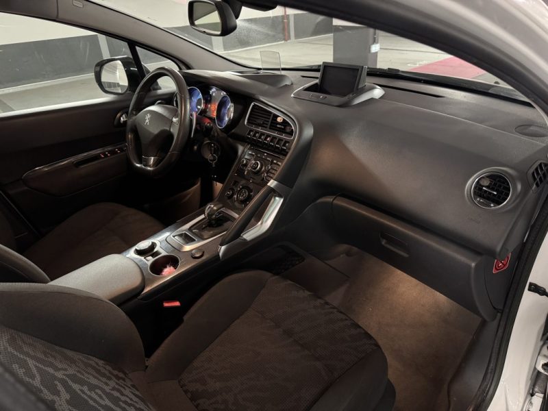 PEUGEOT 3008 HYBRID4 2.0 HDI 200 cv BMP6 2012