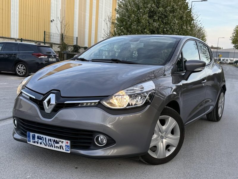 RENAULT CLIO IV 0.9 TCe 90 Energy eco2 Dynamique - Entretien Renault - 2 cartes - Faible Kilométrage