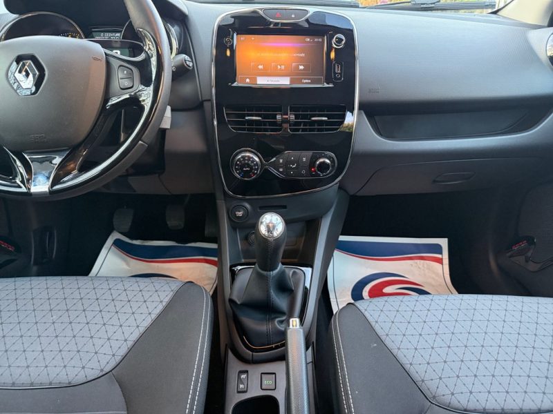 RENAULT CLIO IV 0.9 TCe 90 Energy eco2 Dynamique - Entretien Renault - 2 cartes - Faible Kilométrage
