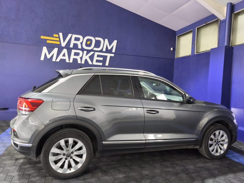 VOLKSWAGEN T-ROC 1.5 TSI 150Cv CARAT 2020