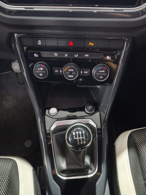 VOLKSWAGEN T-ROC 1.5 TSI 150Cv CARAT 2020