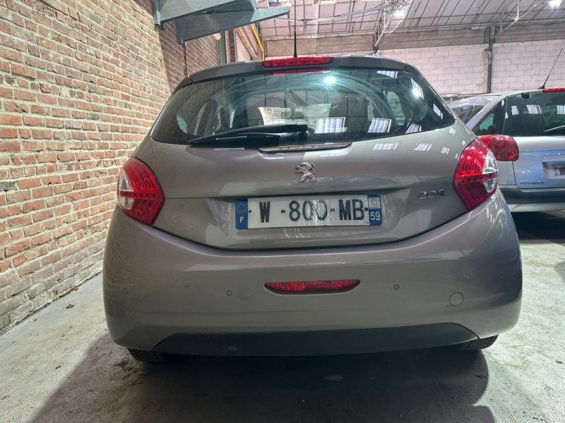 PEUGEOT  208 1.4 HDI ACTIVE 1.4 HDI ACTIVE 68 CV 2014