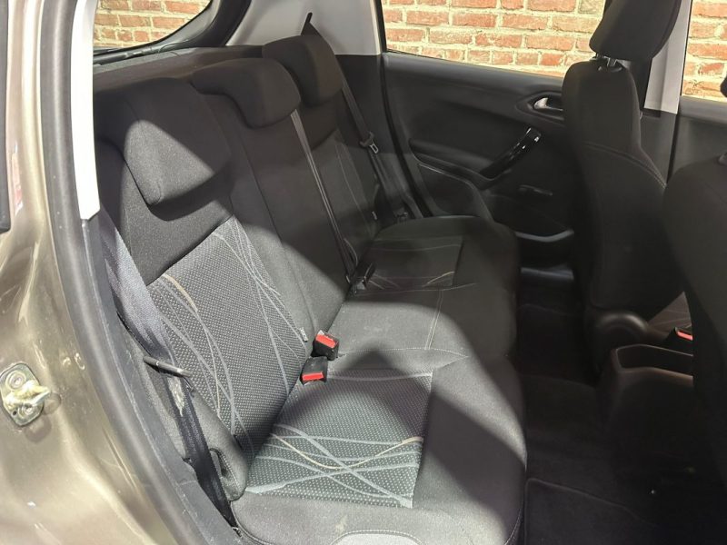 PEUGEOT  208 1.4 HDI ACTIVE 1.4 HDI ACTIVE 68 CV 2014