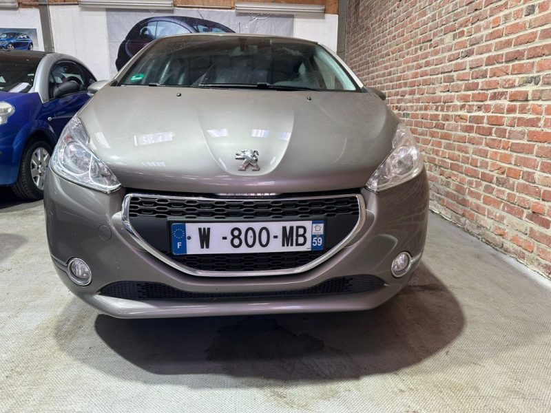 PEUGEOT  208 1.4 HDI ACTIVE 1.4 HDI ACTIVE 68 CV 2014