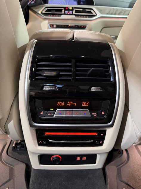 BMW X7 XDRIVE 40 I PRESIDENT 340 FULL TV/HARMAN VEHICULE FRANCAIS