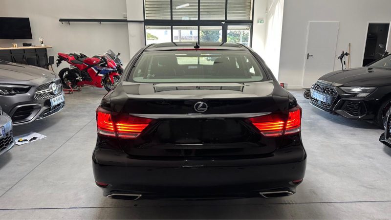 LEXUS LS 600H EXECUTIVE PACK PRESIDENT