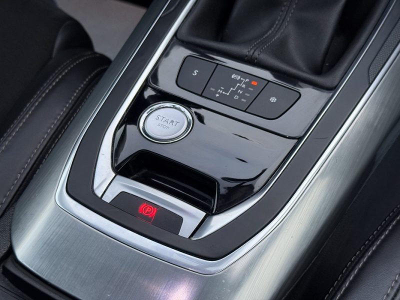 PEUGEOT 308 SW 2.0 BLUE HDI 150CH FELINE - BOITE AUTO - GPS - Toit Pano - Révisée & Garantie 6 mois