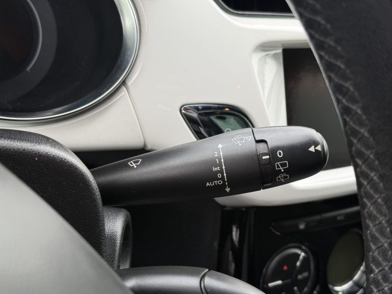 CITROEN DS3 1.6 VTI 120CH SO CHIC - BOITE AUTO - GPS - Bluetooth - Révisée & Garantie 6 mois