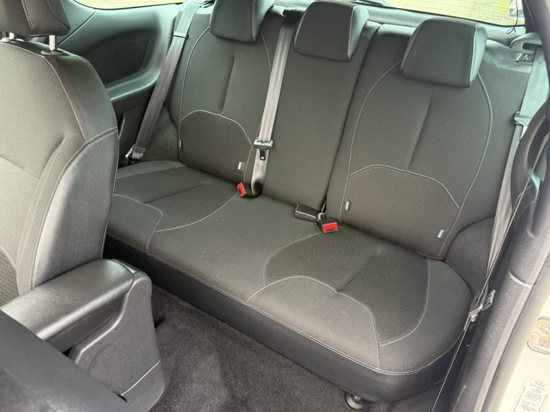 CITROEN DS3 1.6 VTI 120CH SO CHIC - BOITE AUTO - GPS - Bluetooth - Révisée & Garantie 6 mois