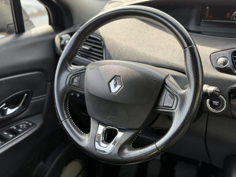 RENAULT SCENIC III TCE 130CH BOSE EDITION 7 PLACES - GPS - Bluetooth - Révisée & Garantie 6 mois