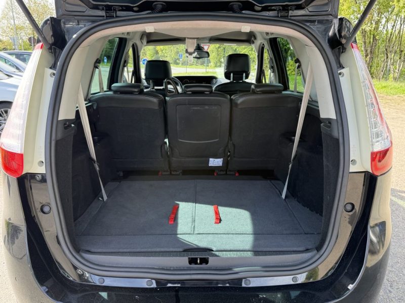 RENAULT SCENIC III 1.2 TCE 130CH BOSE EDITION 7 PLACES - GPS - Bluetooth - Révisée & Garantie 6 mois