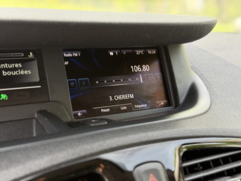 RENAULT SCENIC III 1.2 TCE 130CH BOSE EDITION 7 PLACES - GPS - Bluetooth - Révisée & Garantie 6 mois