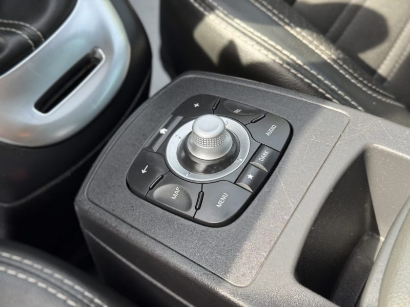 RENAULT SCENIC III 1.2 TCE 130CH BOSE EDITION 7 PLACES - GPS - Bluetooth - Révisée & Garantie 6 mois