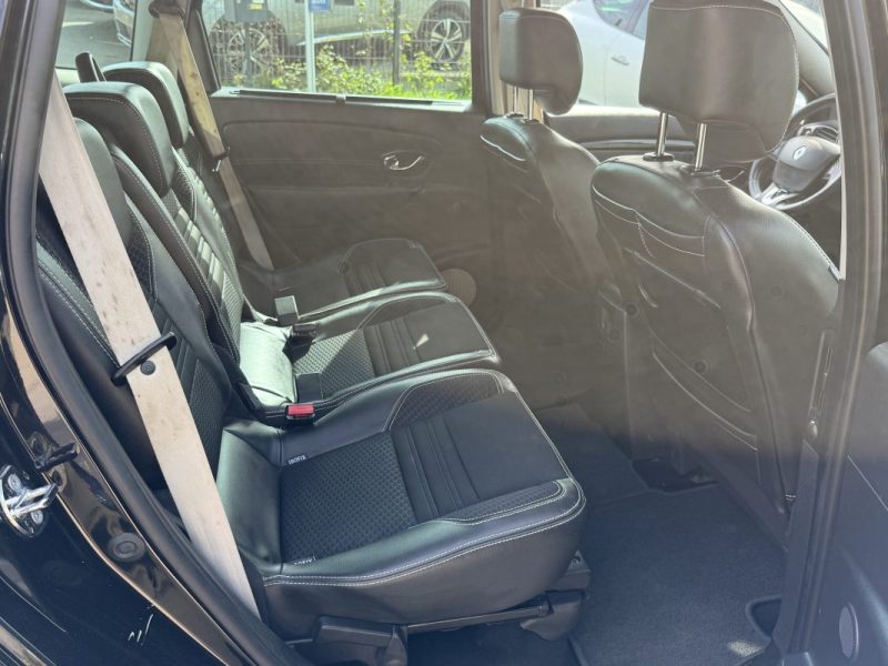 RENAULT SCENIC III 1.2 TCE 130CH BOSE EDITION 7 PLACES - GPS - Bluetooth - Révisée & Garantie 6 mois