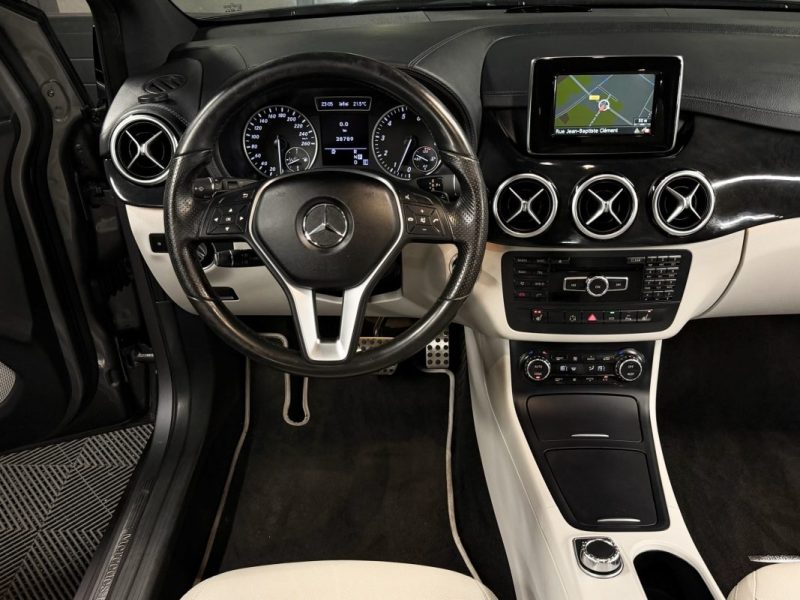 MERCEDES CLASSE B II 200 FASCINATION / AMG 1.6 TURBO 156 Cv BOITE AUTO TOIT OUVRANT - GARANTIE 1 AN