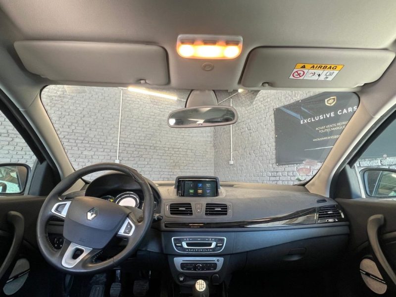 RENAULT MEGANE III 1.2I 115CH ENERGY BOSE EURO6  2016
