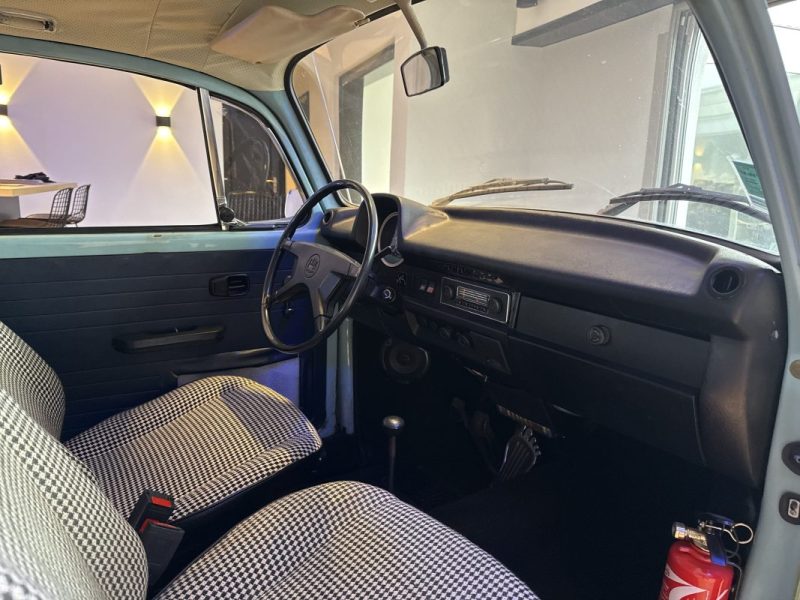 VOLKSWAGEN COCCINELLE 1303 MOTEUR 1600  1973